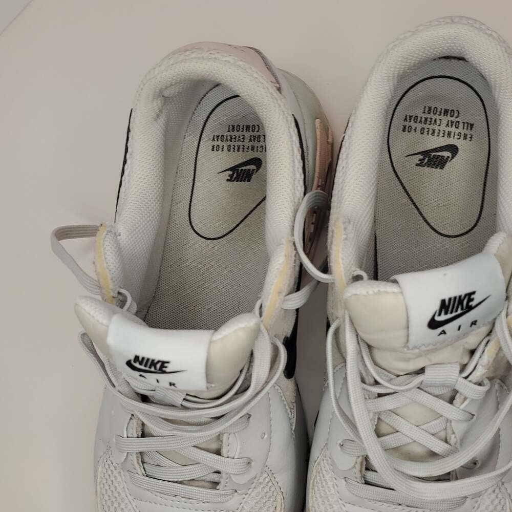 Nike - Picture 9 of 13
